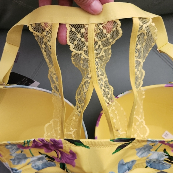 Cacique Lane Bryant Spring Flowers Lightly Lined Balconette Bra 42F - Picture 4 of 9